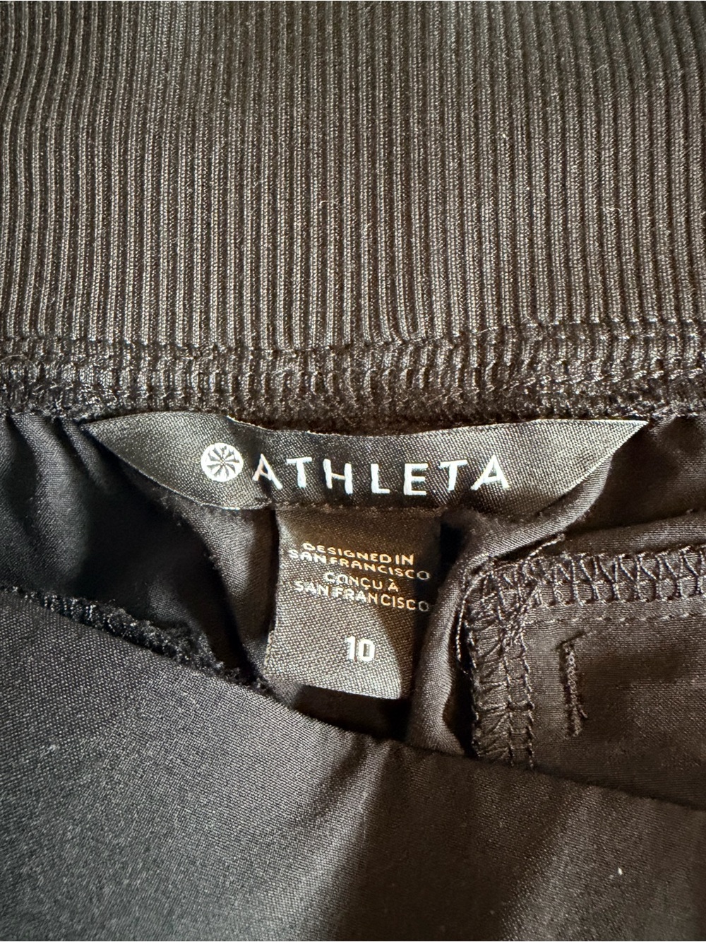 Athleta Women's Black Performance Leggings - Black